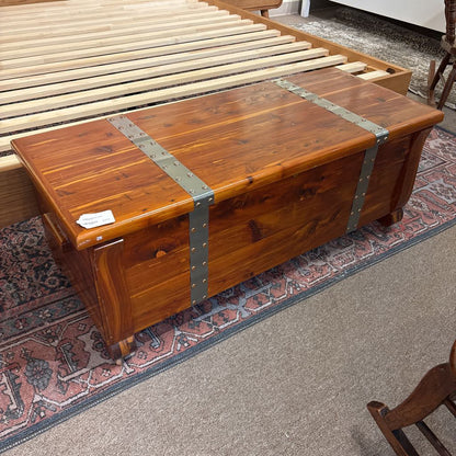 Vintage Farmhouse Chest w/Wheels