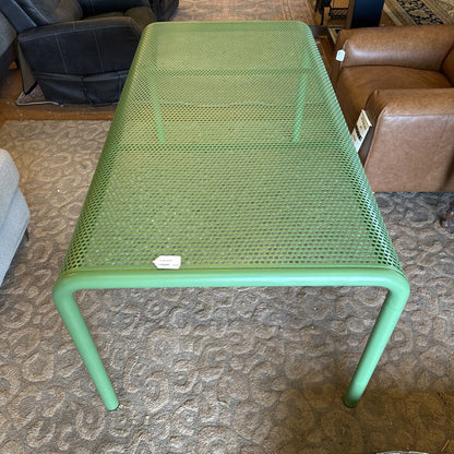 Perf Dining Table