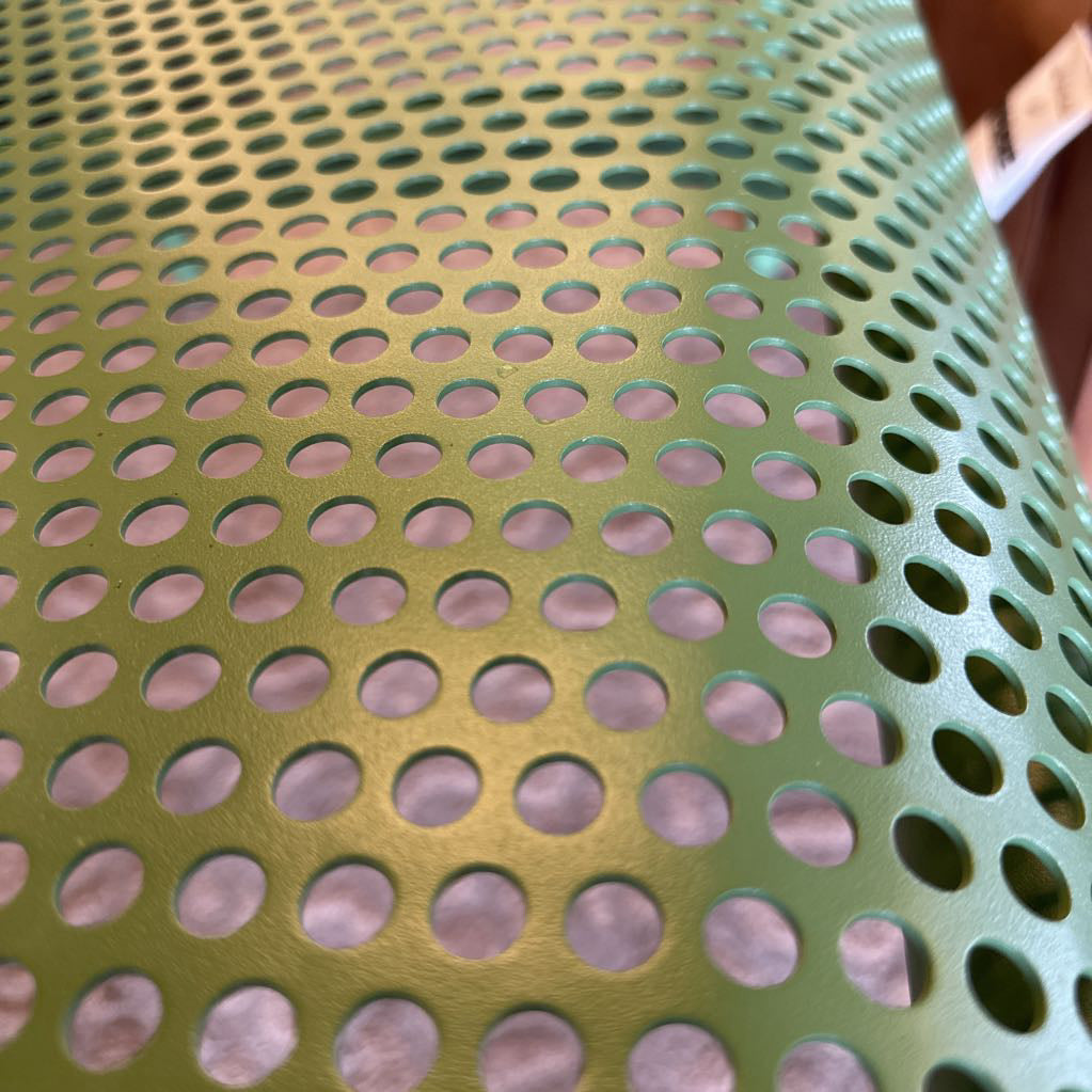 Perf Dining Table