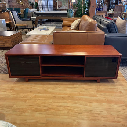 BDI Cirrus Media Console