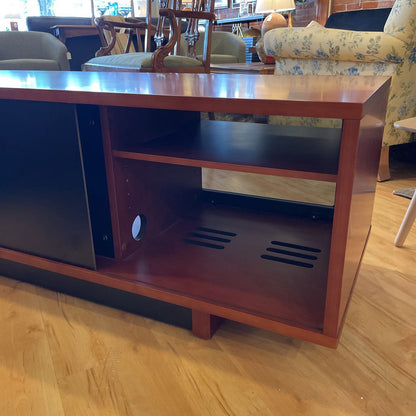 BDI Cirrus Media Console