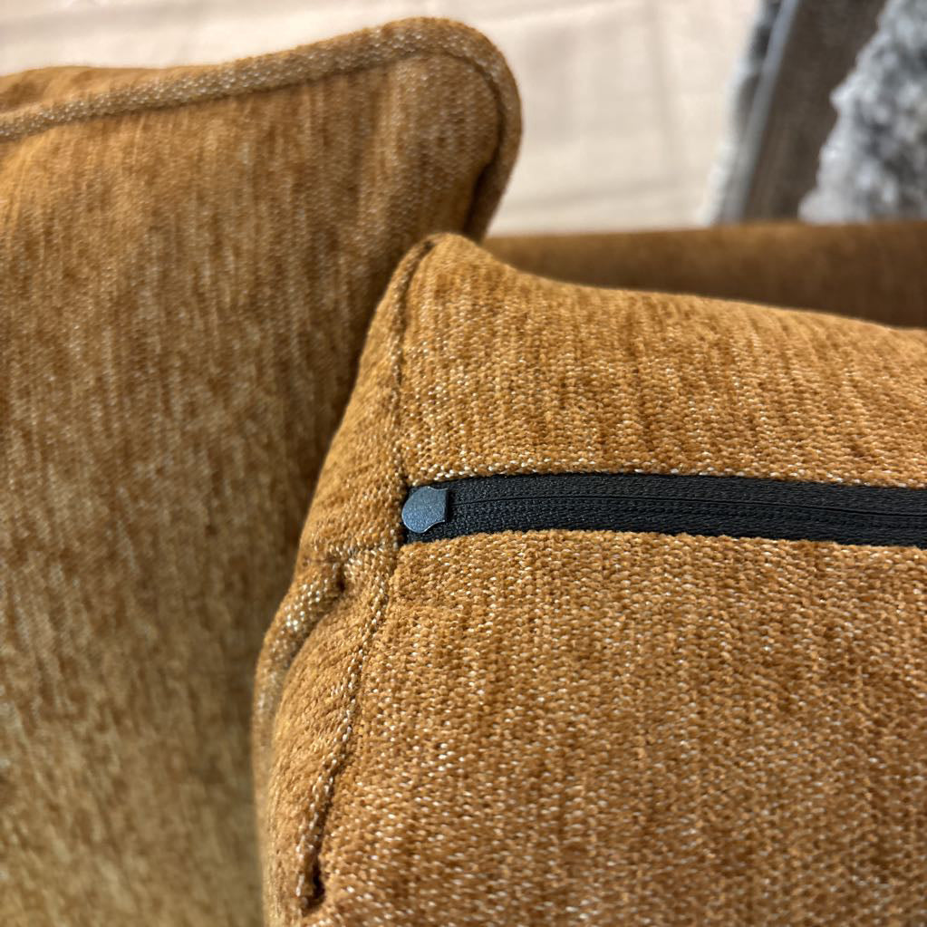 Lithia Clay Loveseat U LOVESEATS