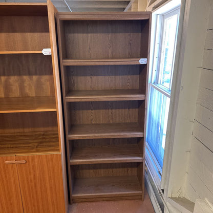 Simple Bookshelf