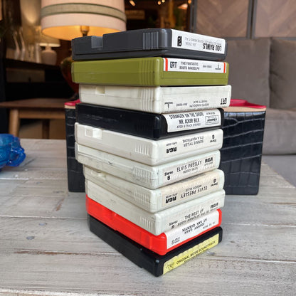Vint. Faux Alligator Pattern Vinyl Case w/ 10 8track Tapes