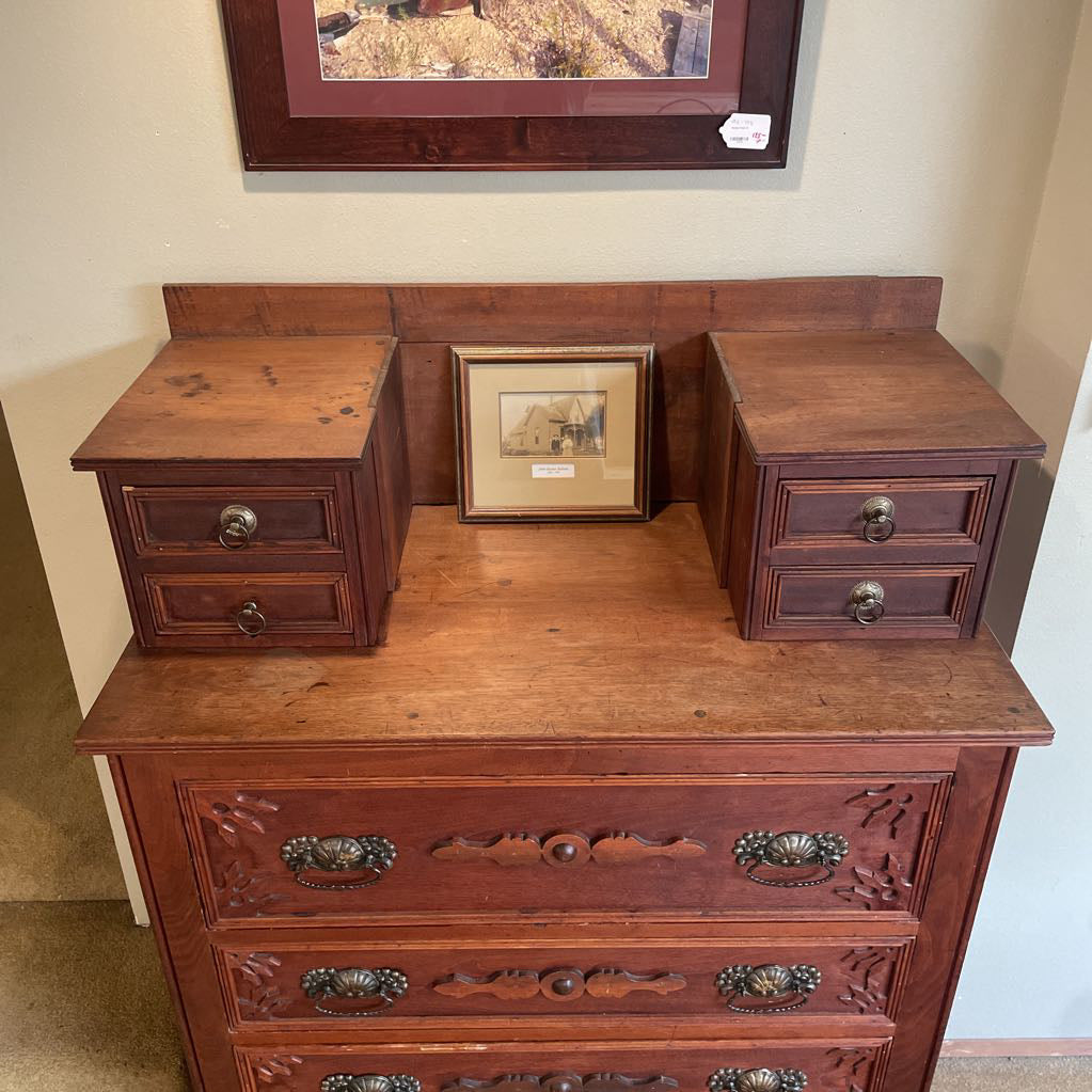 Vintage Handmade 4 Drawer Chest w/ Photo of Craftsmen