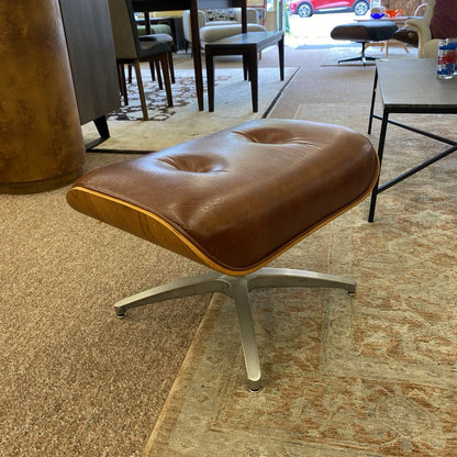Vintage CremBrulee Oak EAMES Style Recliner & Ottoman