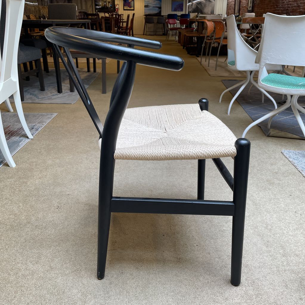 Wishbone Dining Chair w Woven Seat
