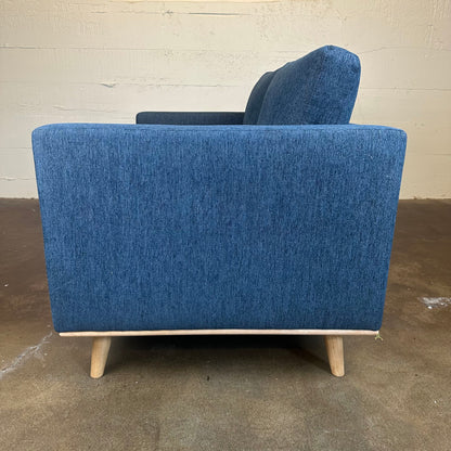 Alba Blue Moon Loveseat U LOVESEATS