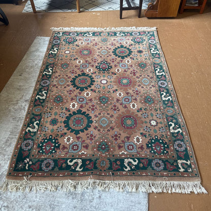 Green and Tan Traditional Wool Rug