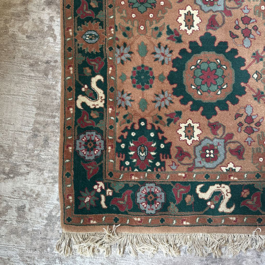 Green and Tan Traditional Wool Rug RUGS