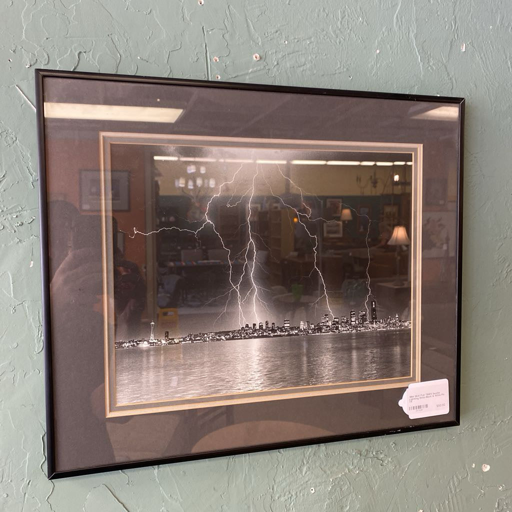 1984 SEATTLE TIMES Seattle Lightning Strike Black & White Pic ART