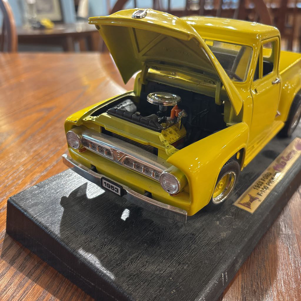 Model Ford