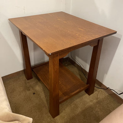 STICKLEY Quartersawn Oak Craftsman Style End Table