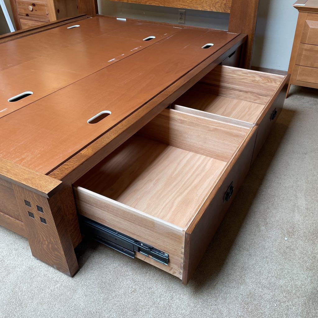 STICKLEY Craftsman Style Oak KING Bed Frame (w/ Underbed Storage)