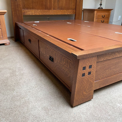 STICKLEY Craftsman Style Oak KING Bed Frame (w/ Underbed Storage)