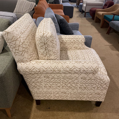 Stickley White w/ Triangle Pattern Accent Chair U ACCENT CHAIRS