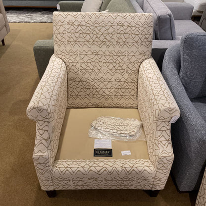 Stickley White w/ Triangle Pattern Accent Chair U ACCENT CHAIRS