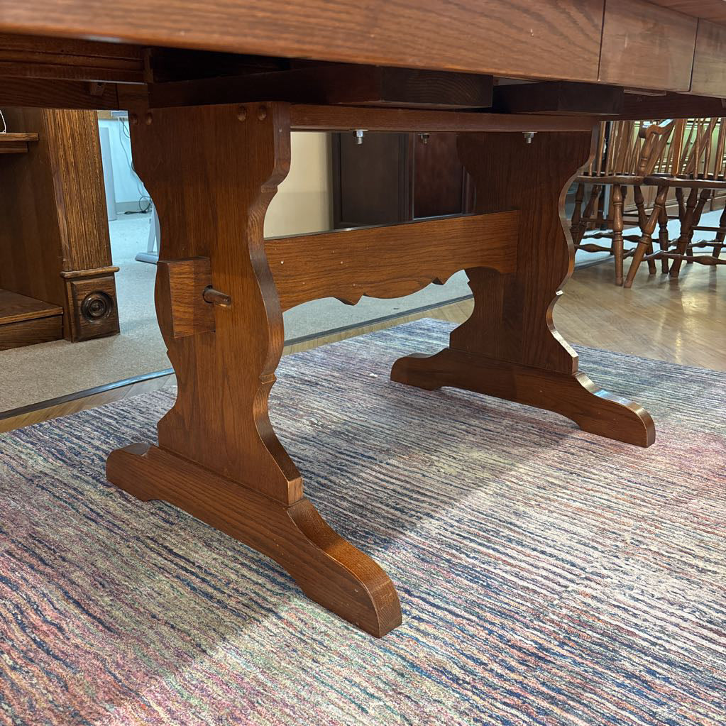 Vintage Oak Dining Table w/ Two Leaves & Set of 6 Dining Chairs
