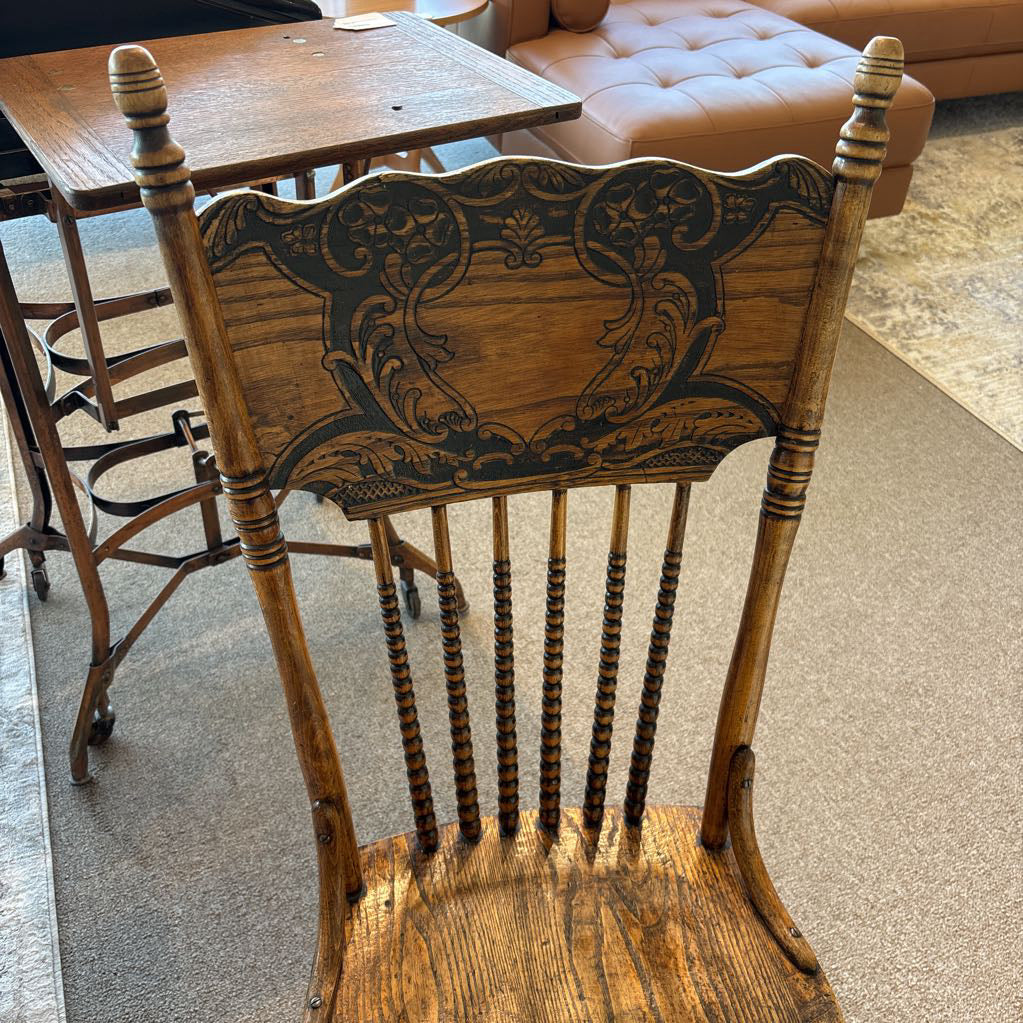 Antique Oak Dining Chair C DINING CHAIRS