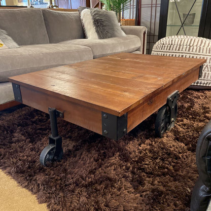 Wood Plank Coffee Table w/ Black Metal Corner Brackets & Wheels C COFFEE TABLES