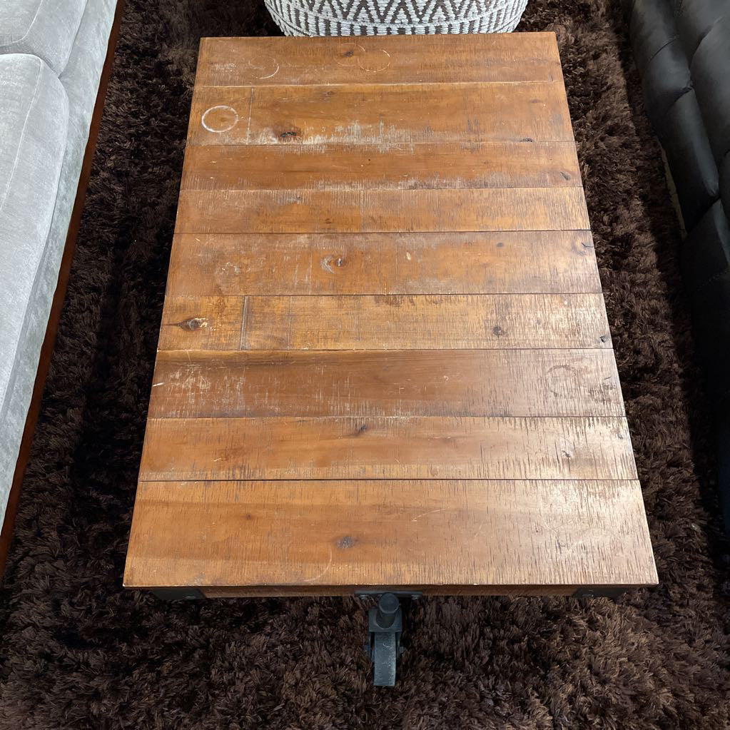 Wood Plank Coffee Table w/ Black Metal Corner Brackets & Wheels C COFFEE TABLES