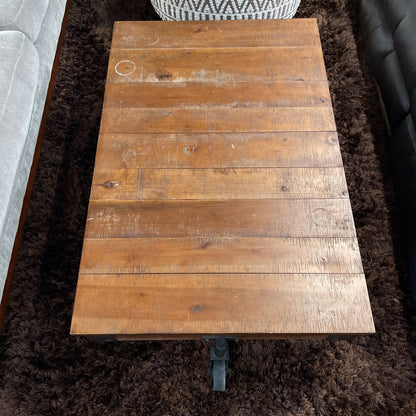 Wood Plank Coffee Table w/ Black Metal Corner Brackets & Wheels C COFFEE TABLES