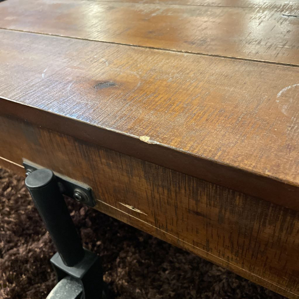 Wood Plank Coffee Table w/ Black Metal Corner Brackets & Wheels C COFFEE TABLES