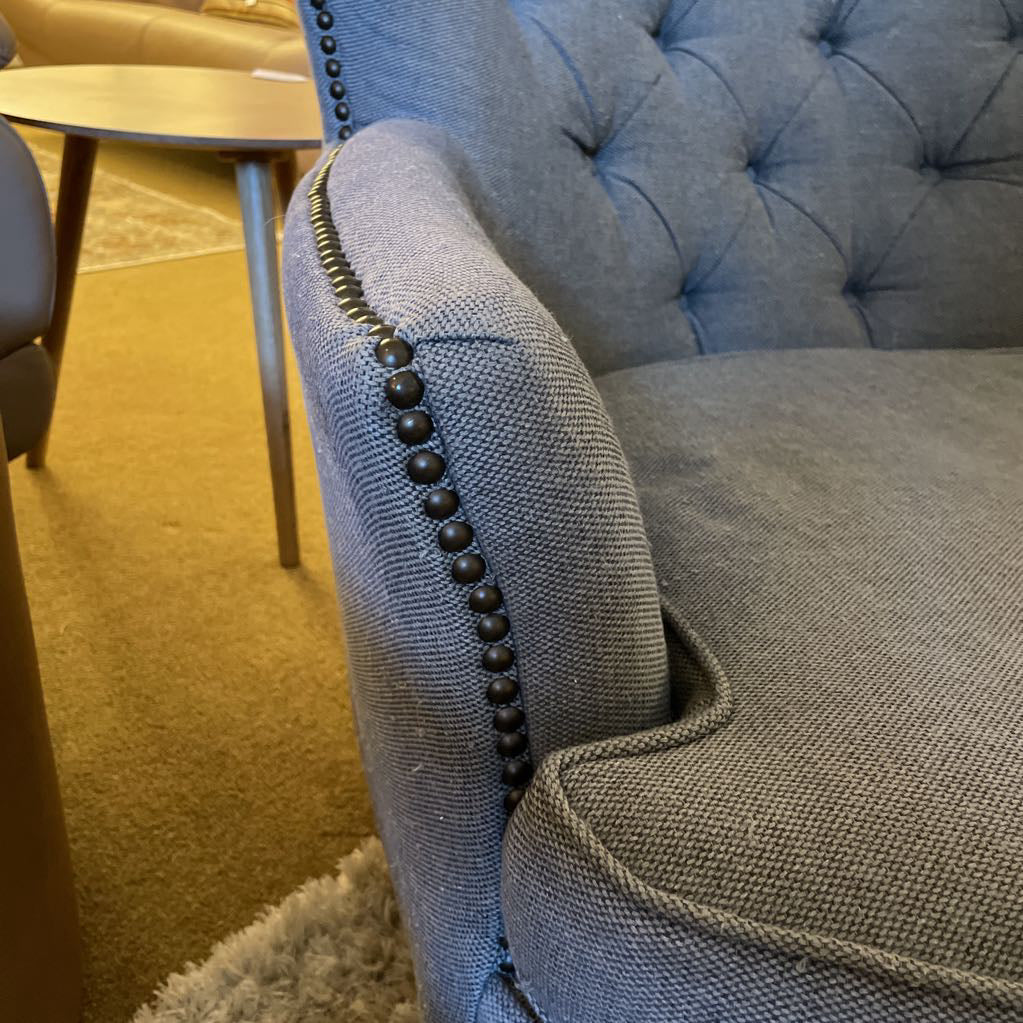 Grey Tufted Back Arm Chair (as is) U ACCENT CHAIRS