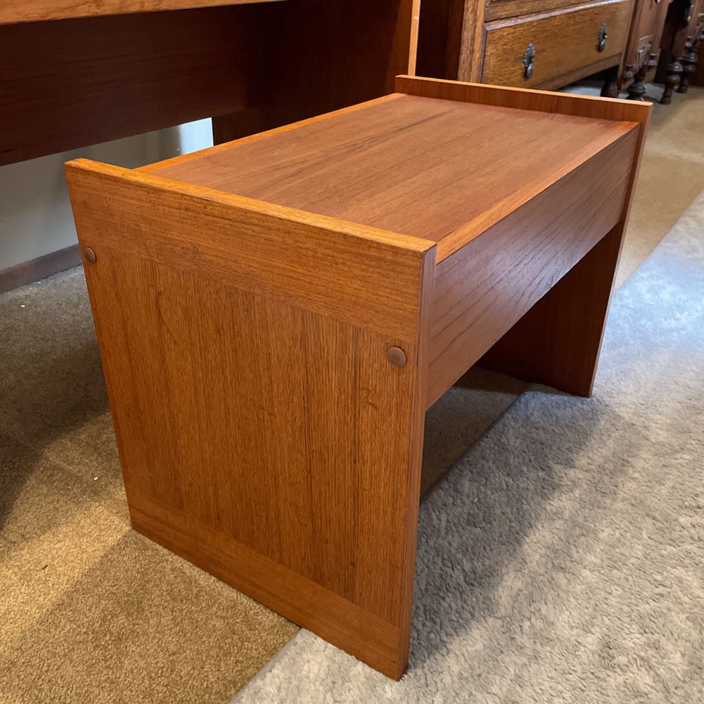 Teak Lift Top Vanity with Stool AS IS C VANITIES