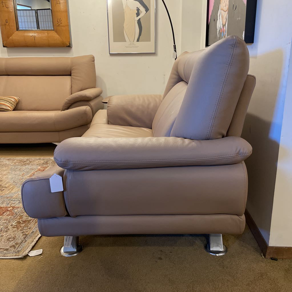 Italian Tan Leather Contemporary Loveseat