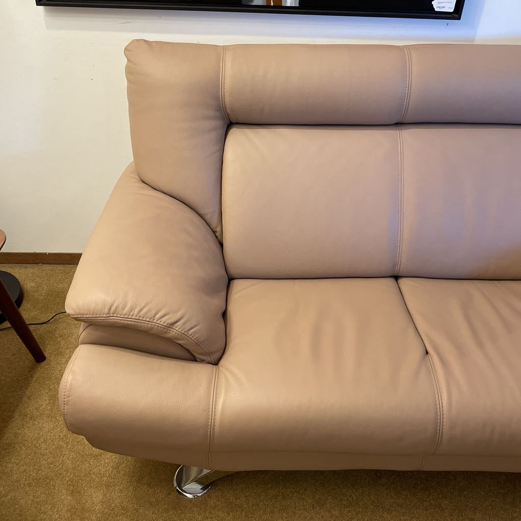 Italian Tan Leather Contemporary Loveseat
