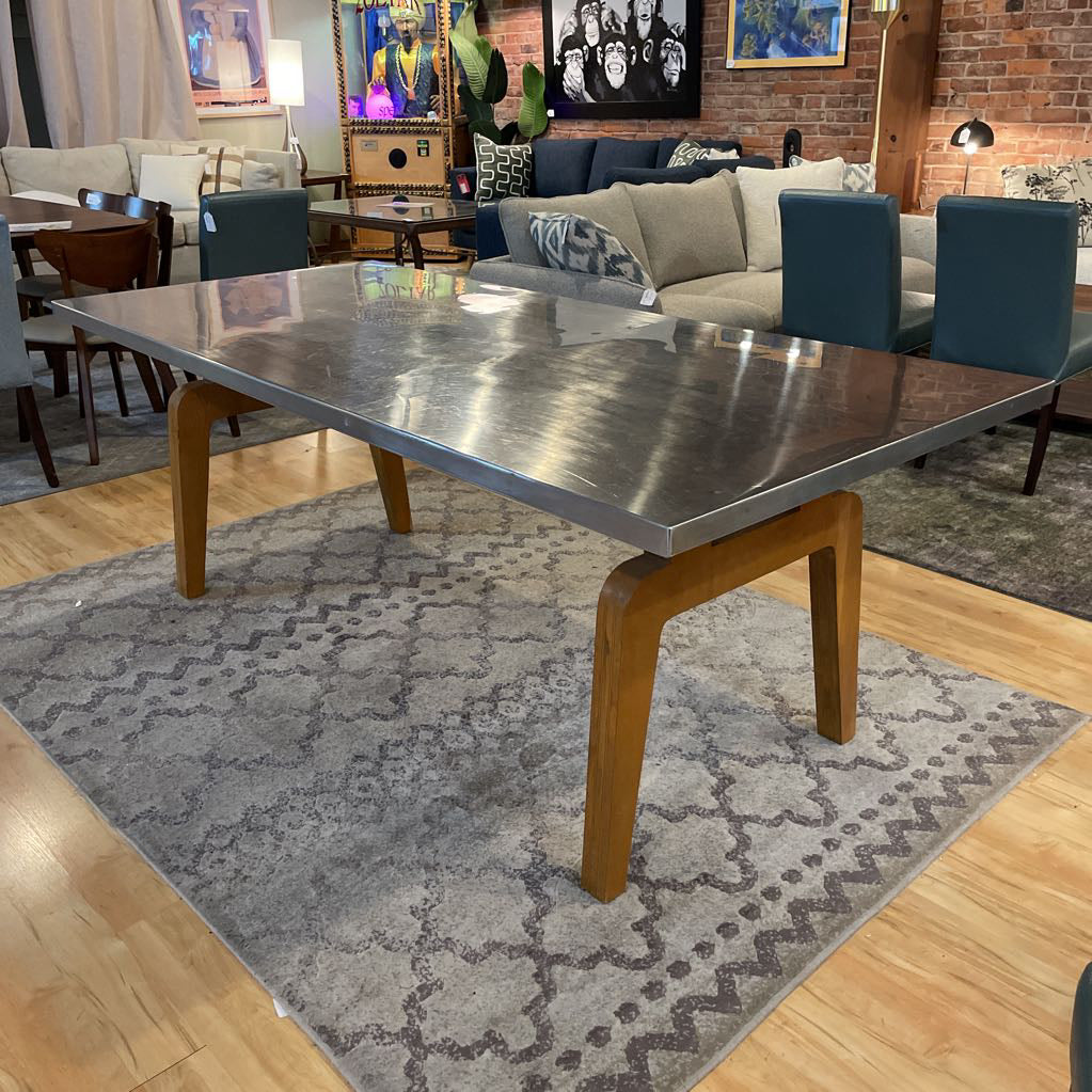 Modern Metal Wrapped Top Dining Table with Curved Legs
