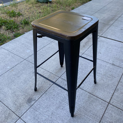 Wood Top Black Metal Base Bar Stool