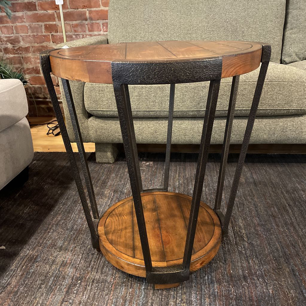 Round Wood 2 Tier Table