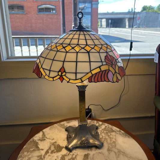 Tiffany Style Floral Stained Glass Table Lamp