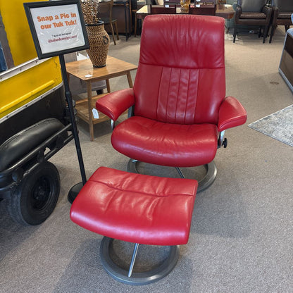 Red Large Stressless "Crown" Chair w/Ottoman U ACCENT CHAIRS