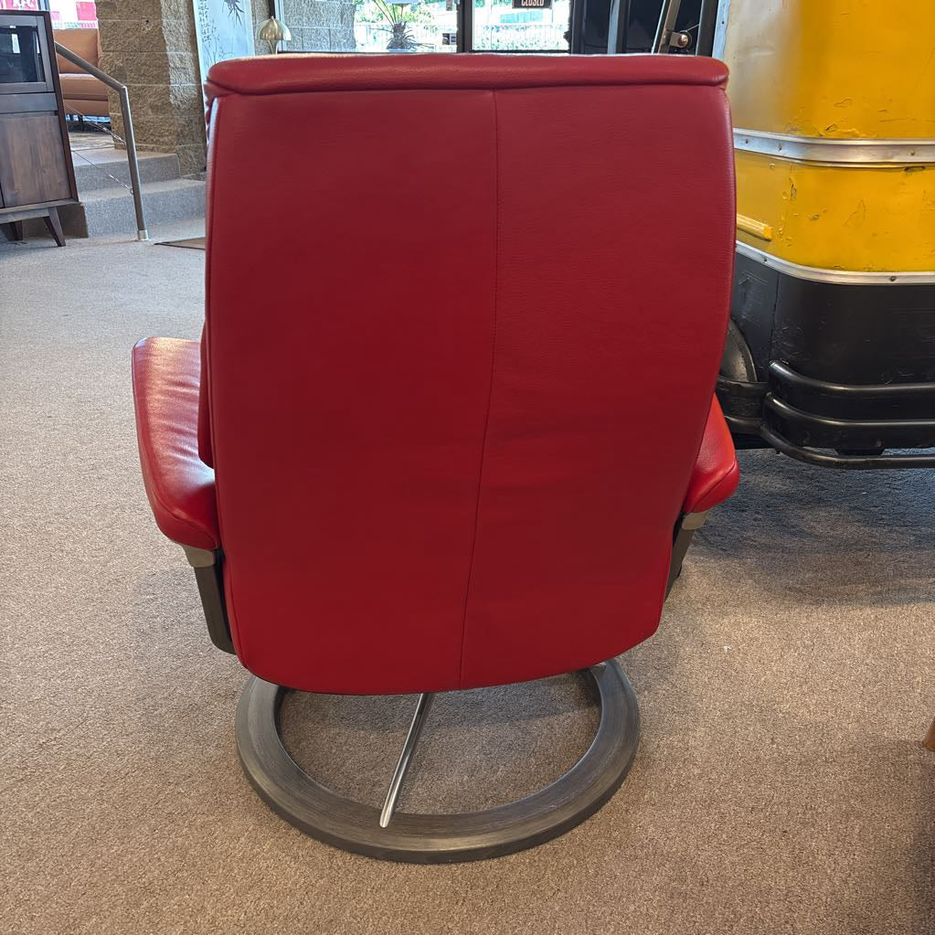 Red Large Stressless "Crown" Chair w/Ottoman U ACCENT CHAIRS