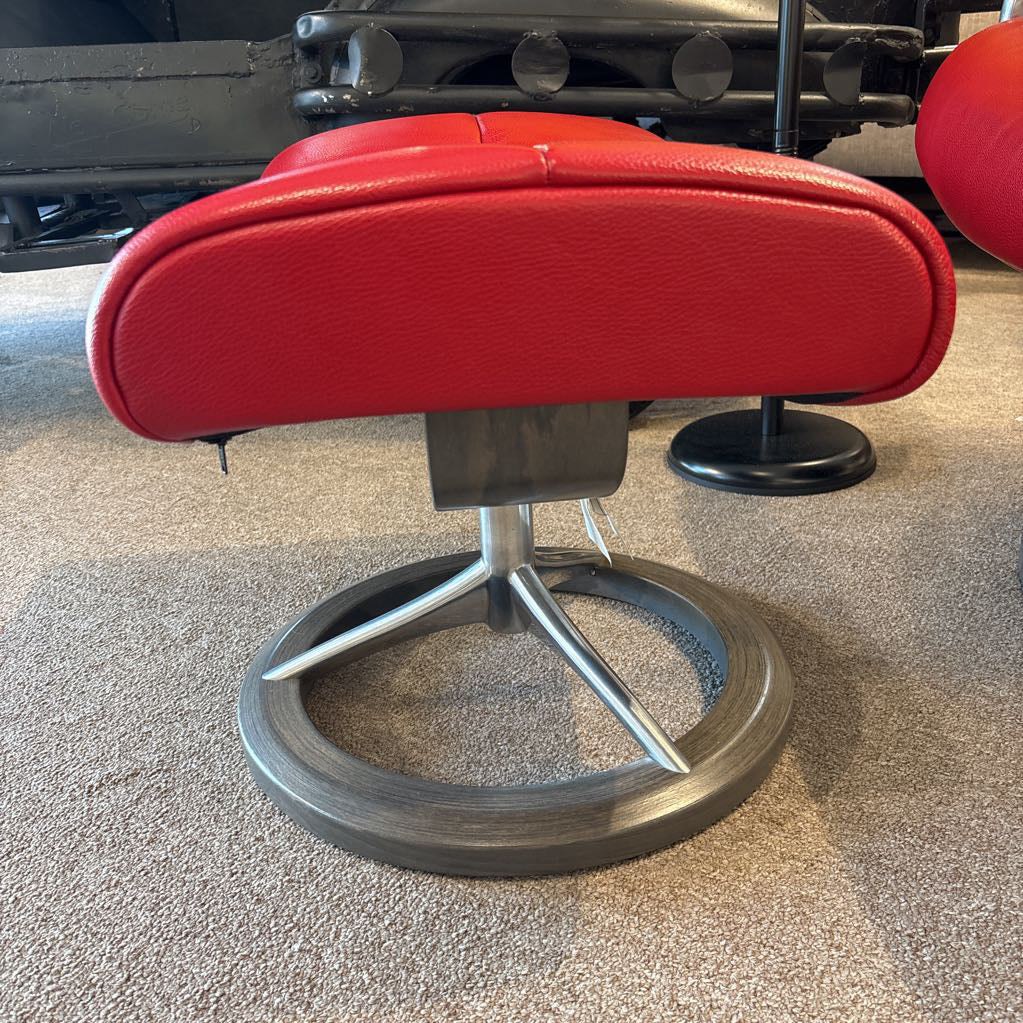 Red Large Stressless "Crown" Chair w/Ottoman U ACCENT CHAIRS