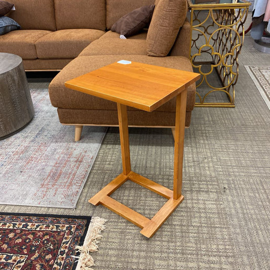 Light Wood C Table