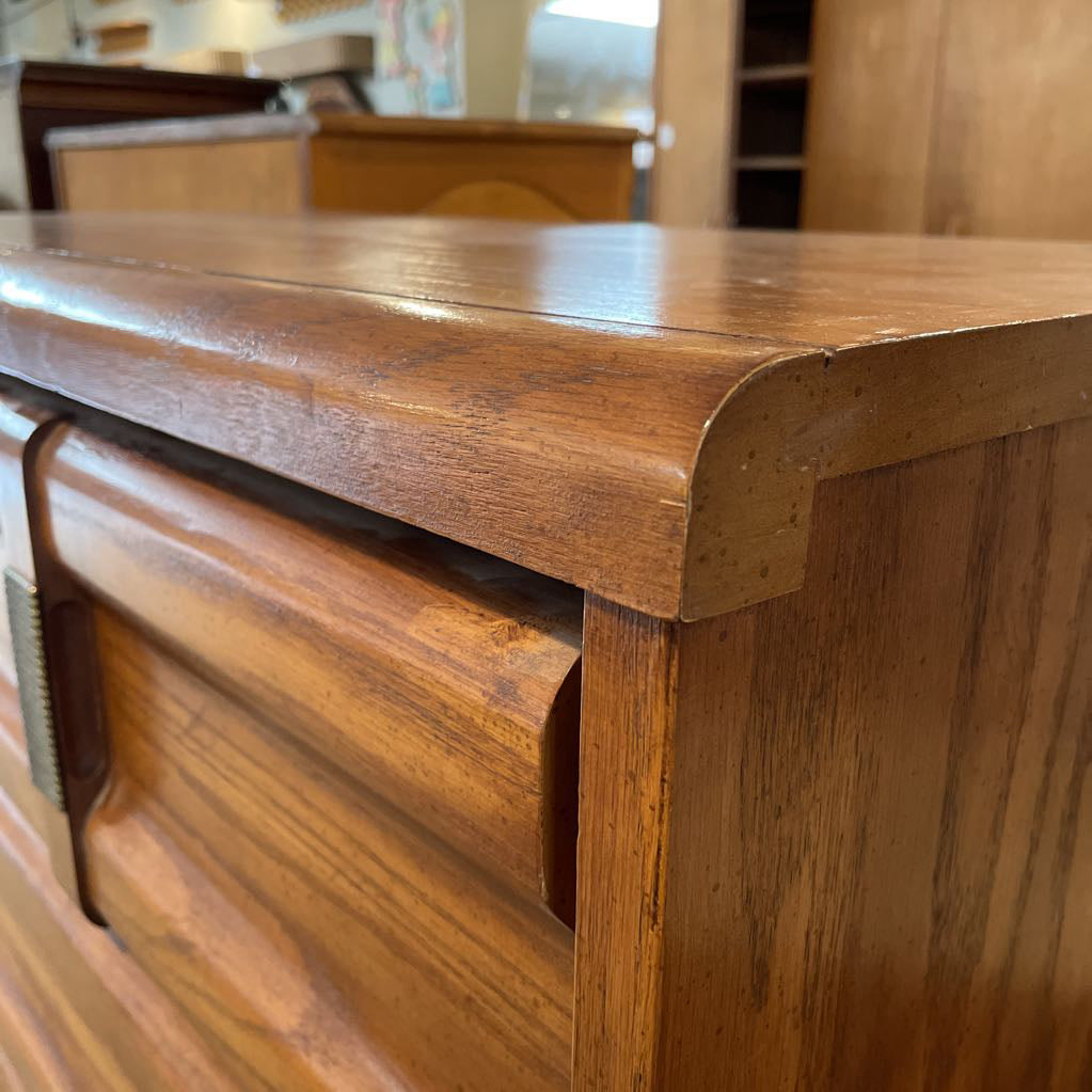 Oak 5 Drawer Vertical Handle Highboy Dresser