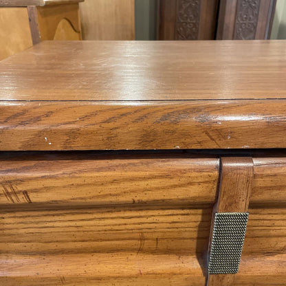 Oak 5 Drawer Vertical Handle Highboy Dresser