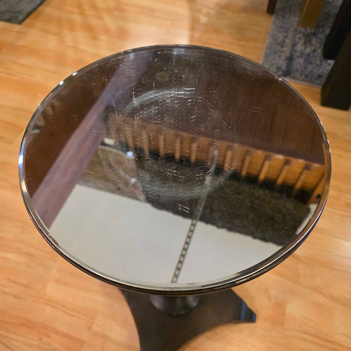 Round Mirror Top Pedestal Table
