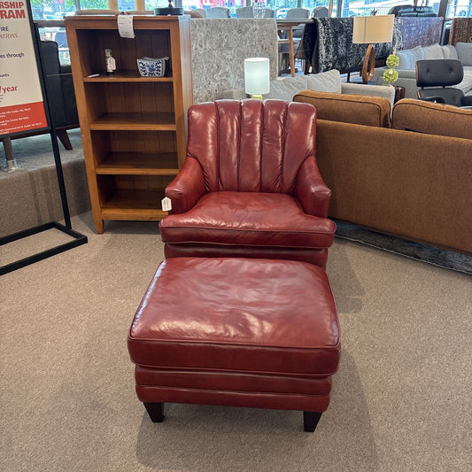 Bassett Red Leather Club Chair w/ Ottoman U ACCENT CHAIRS
