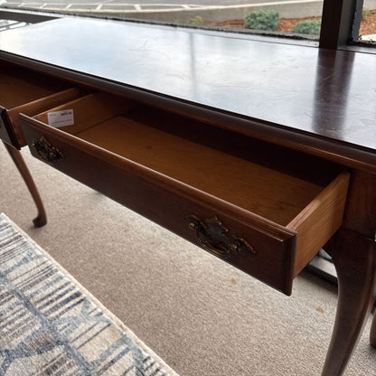 Traditional 2 Drawer Console