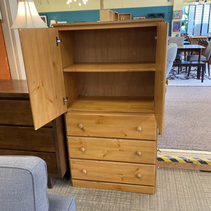 Pine Laminate Gentleman's Chest