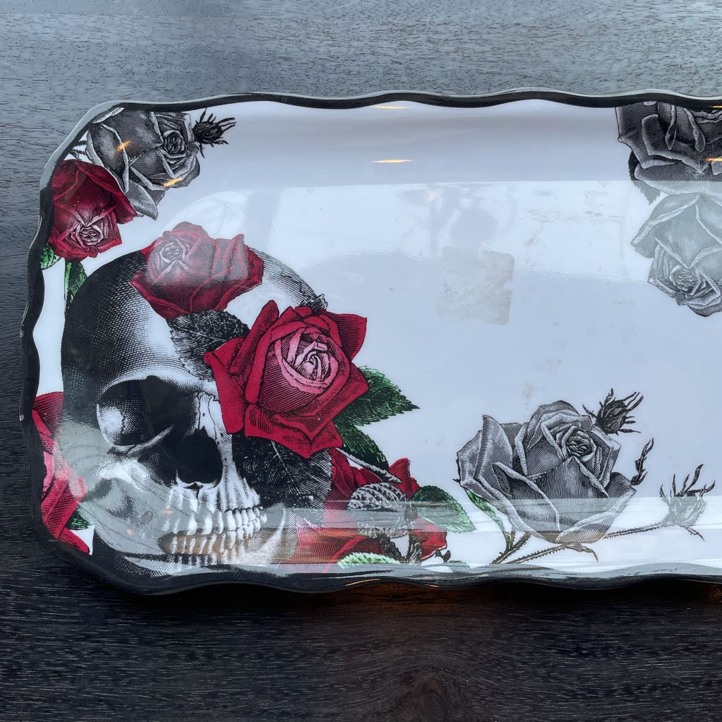 Skull & Roses Plastic Tray