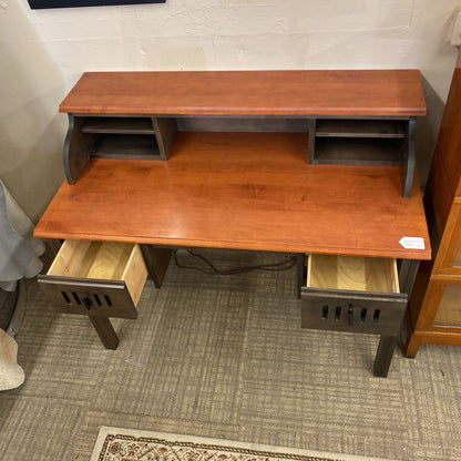 BARONET Two Tone Cherry Desk w/Organizer