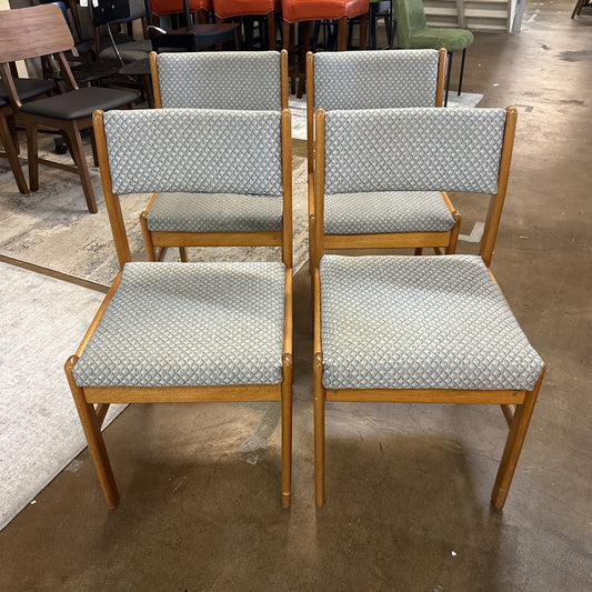 Set Of 4 Diamond Pattern Dining Chairs C DINING CHAIRS