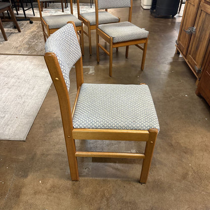 Set Of 4 Diamond Pattern Dining Chairs