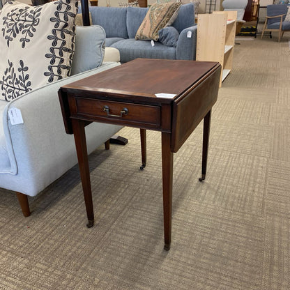 Classic Dropleaf Occasional Table